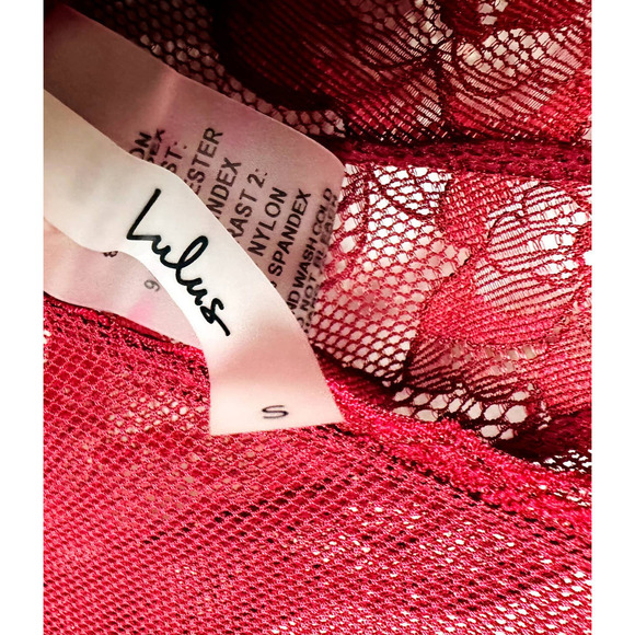 Lulus NWT Under Your Spell Sheer Lace Sleeveless Intimate Bodysuit Red Sz Small - Picture 7 of 8